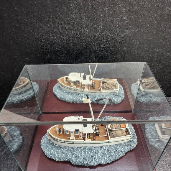 SALE:  Harbor Lights Anchor Bay Collection 1998 Purser Seiner "Tori Dawn" - Picture 1 of 9